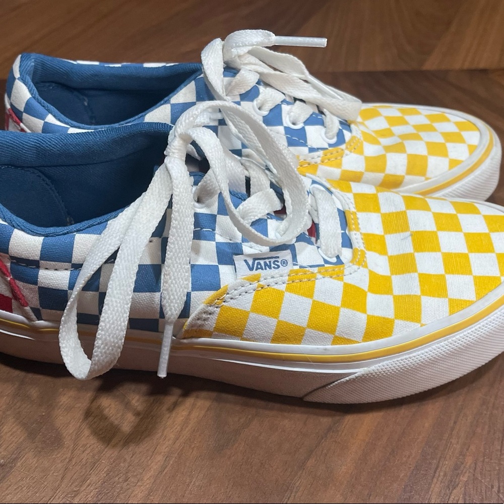 Vans Checker size 2.5